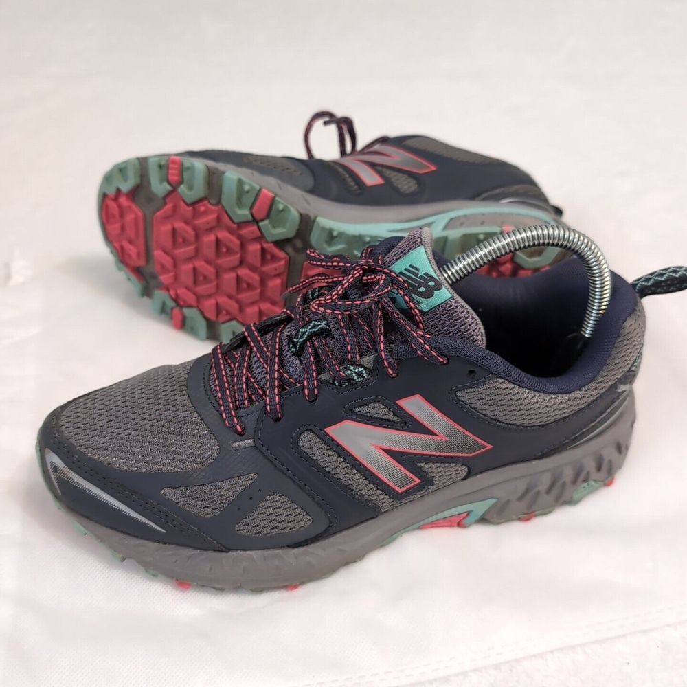 New Balance 412v3 Active Outdoor Hiking Trail Running Shoes Wmns 9 B All Terrain